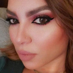 Meet your Posher, Samira